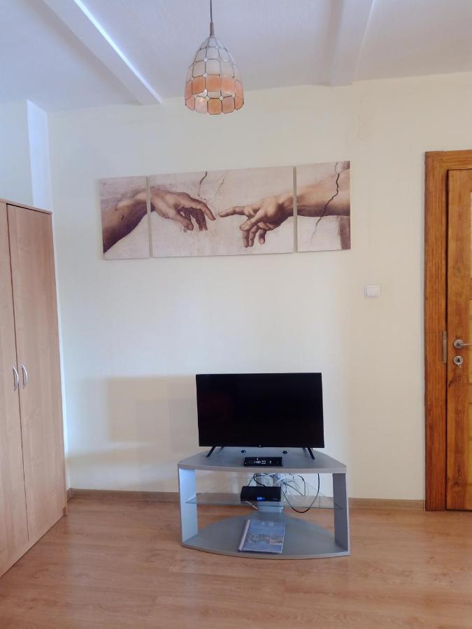 Apartament Pod Zakrytym Mostem Apartment Ladek-Zdroj Exterior photo